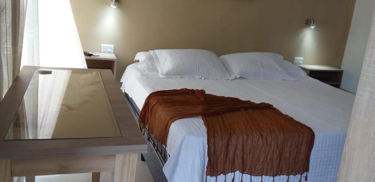 Gure Loa Urbano Bed & Breakfast Mina Clavero Dış mekan fotoğraf